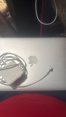 Apple MacBook Air 11