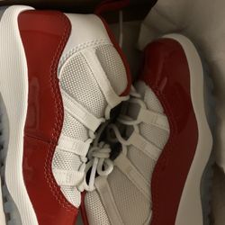 Kids Jordan 11
