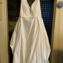 Used Wedding Dress 