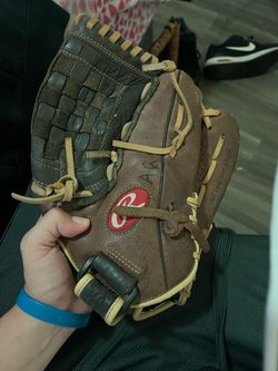 Baseball glove
