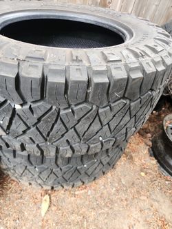33/12.5/18 pair of 12 Ply nitto