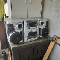 PANASCONIC 5CD CHANGER
