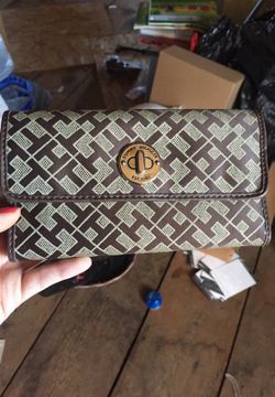 Tommy Hilfiger wallet