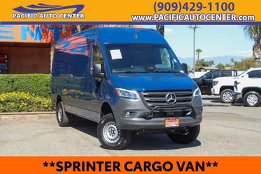 2025 Mercedes-Benz Sprinter 2500
