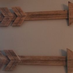 Wooden Decor Arrows (2)