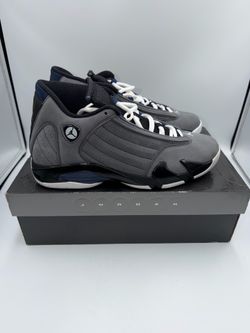 Air Jordan 14 Retro “Light Graphite” (2011) – Shoe Size 10.5