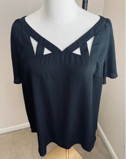WOMENS BLOUSE