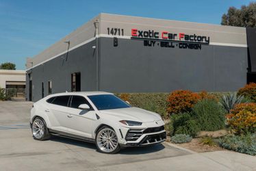 2019 Lamborghini Urus