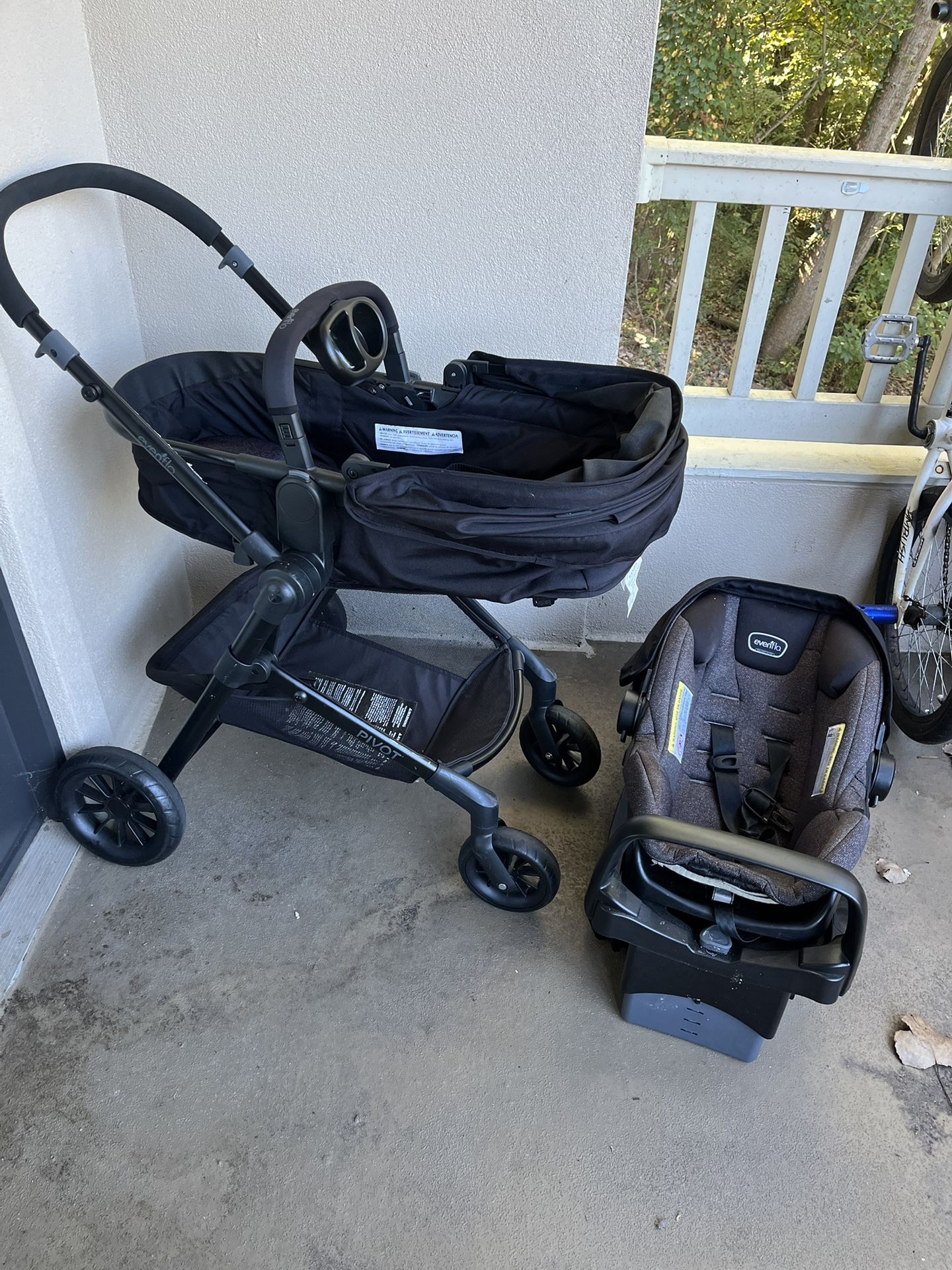 Baby Stroller Plus Car Seat All In Together 