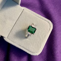 2.5ct Lab Created Emerald Ring Size 9 Three-Stone White Gold Plated Engagement