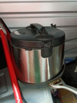 Large rice pot