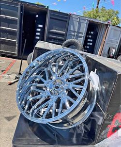 22/12 Wheels & Tires