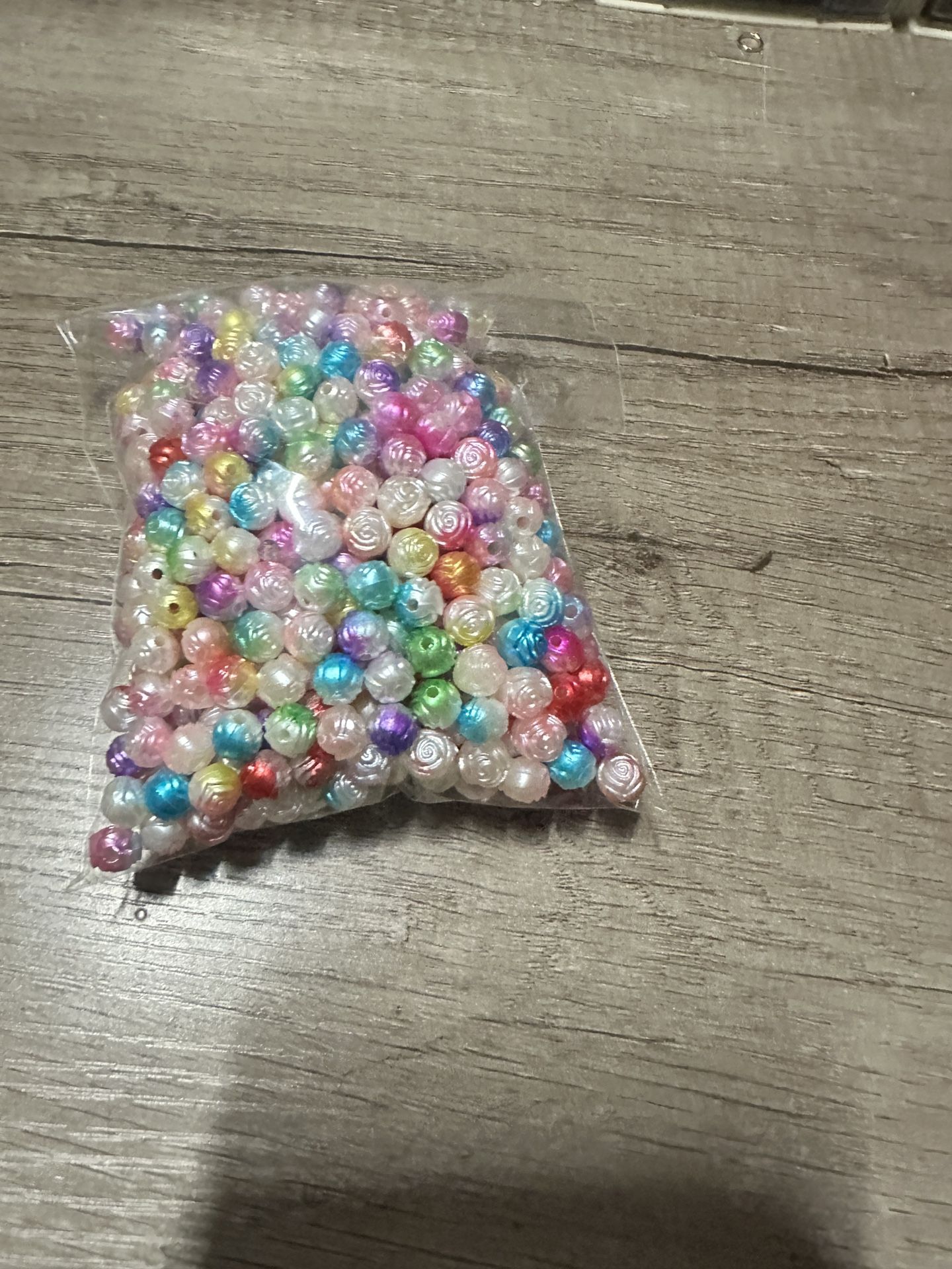 Rose Plastic Round Beads