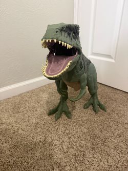 Jurassic World Super Colossal Giganotosaurus 40" Dinosaur - Mattel