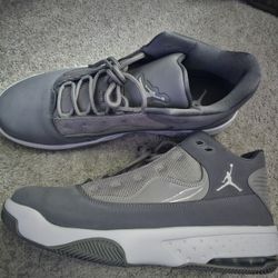 Jordan Max Aura 2 