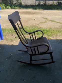 Rocking chair