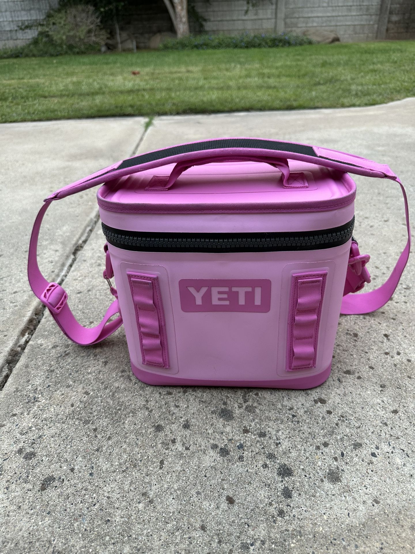 Yeti Pink Cooler Bag Rare Color