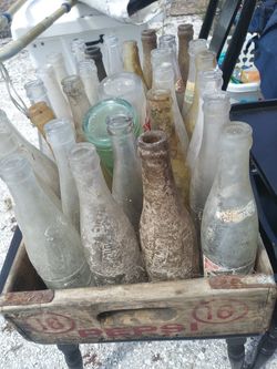 Pepsi bottles w rack all empty antiques