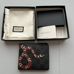 Gucci GG Supreme King Snake Bifold Wallet