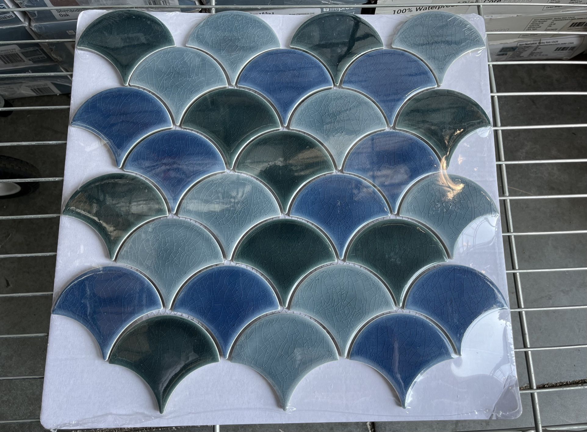 Azul Scallop Glossy 13.11 in. x 9.96 in. x 8 mm Glossy Porcelain Mosaic Tile (9.1 sq. ft. / case)