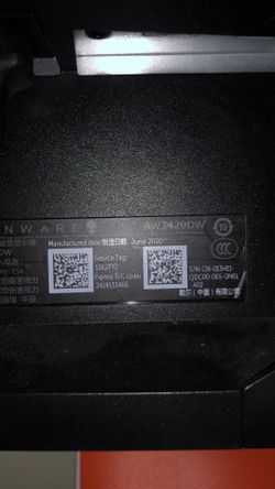 alien wire monitor , color gray , size im not sure i will have pictures