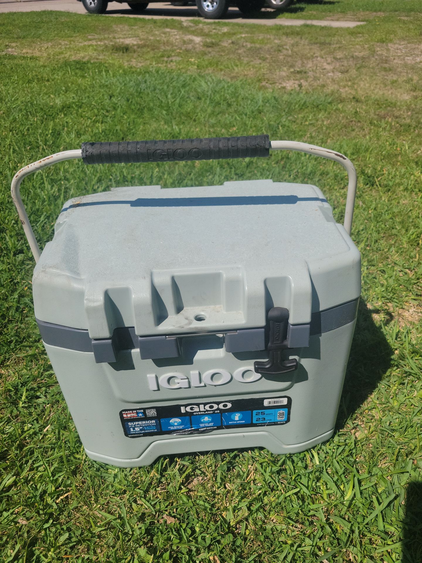 Igloo overland cooler 25 qrts