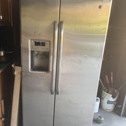 Ge- Refrigerator 