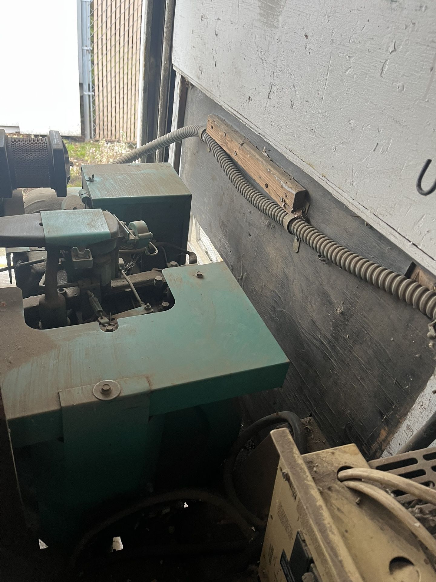 1976 Ford E242 Boxvan W/ 5500 Onan Generator