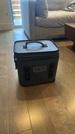 YETI Hopper Flip 12 Soft Cooler