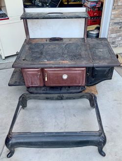 Antique Prizer-Painter 20-A Regal stove