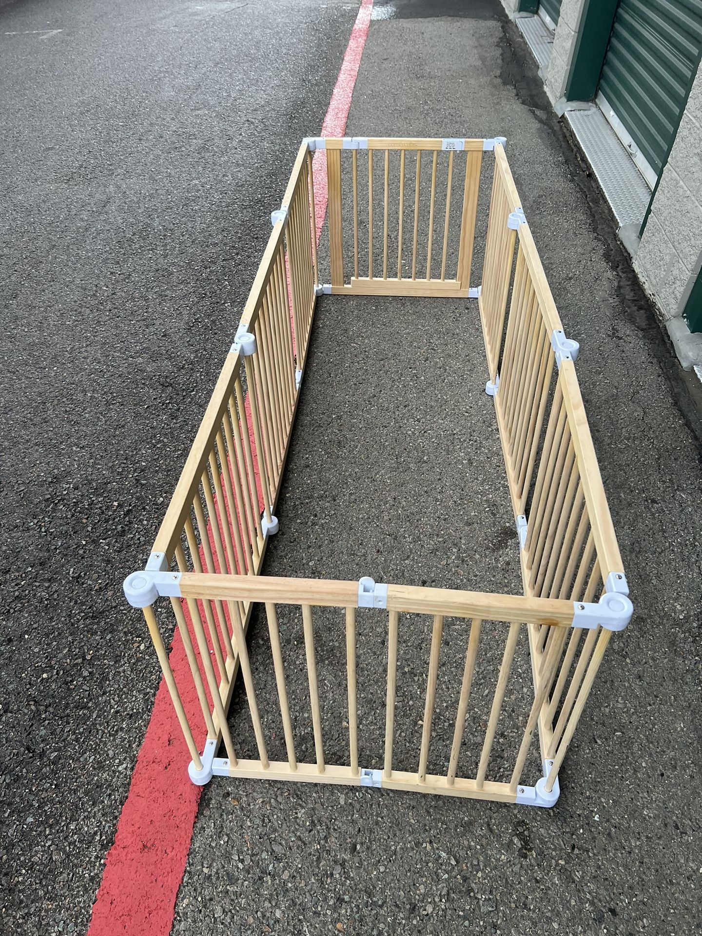 Playpen for Toddler and Babies in Natural Wood