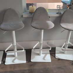 Counter Height Bar Stools. 