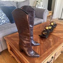 Schutz boots size 6