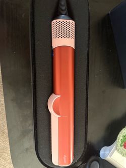 Limited edition Strawberry Dyson Airstrait