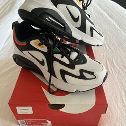 Nike Air Max 200- Mens Size 10