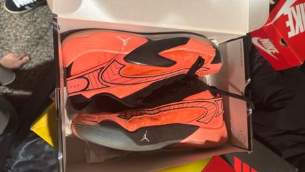 Luca basketball shoes