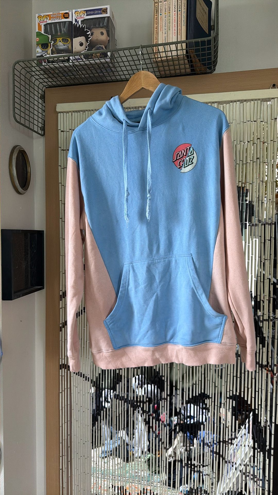 Santa Cruz Medium Hoodie