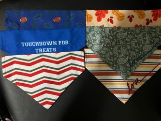 Dog Bandannas :Size Small