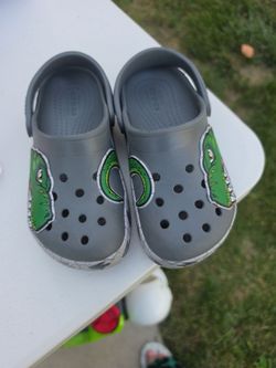 Size 10 boys crocs
