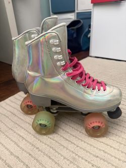 holographic roller skates