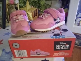 Toddler  Character  Sneaker   9