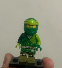 Lego Lloyd ninjago mini figure