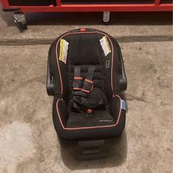 Used Graco Car Seat