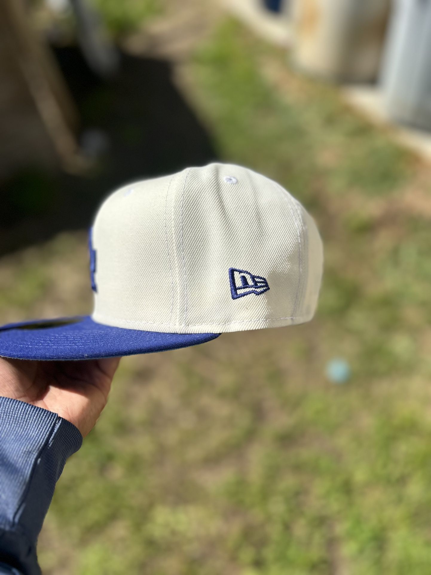 Men's Dc Fitted gray and blue, extra large baseball cap for Sale in  Palmdale, CA - OfferUp