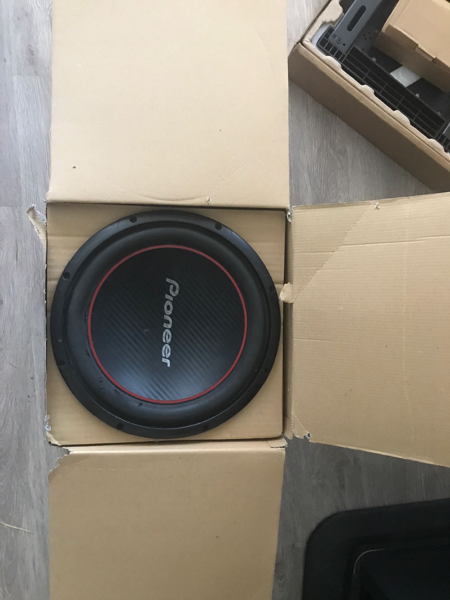 Pioneer speaker 1300 watts