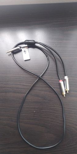Auxiliary cable