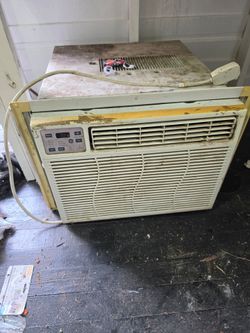 Window a.c. unit 14,300 btu