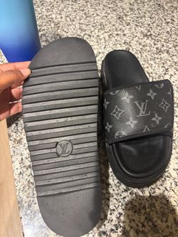 Size 9.5 LV slides