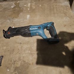 Makita Saw Zall XLT  Working Condition