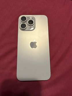 Apple iPhone 15 Pro Max Titanium Gray Carrier Unlocked